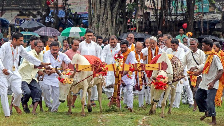 https://www.salarnews.in/public/uploads/images/newsimages/maannewsimage12082025_213959_Cultural Festivities.jpg
